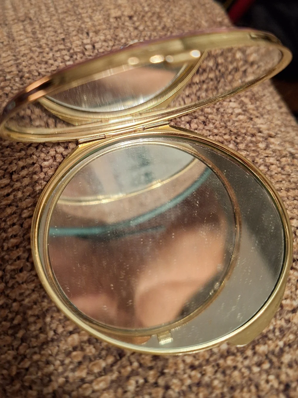 Vintage Gold Crystal Flower Compact Mirror in Purple
